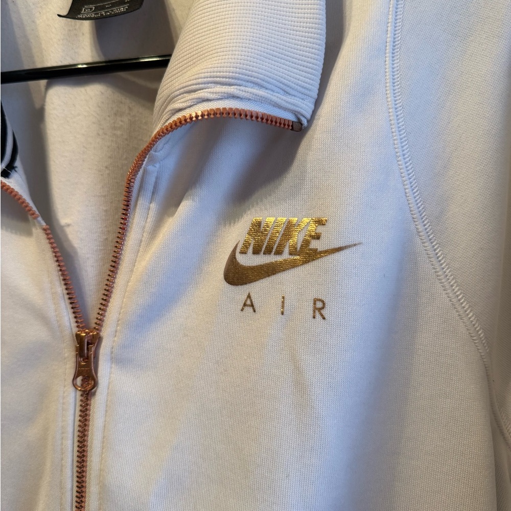 Women’s Nike Air White Zip-Up Jacket - Picture 3 of 9
